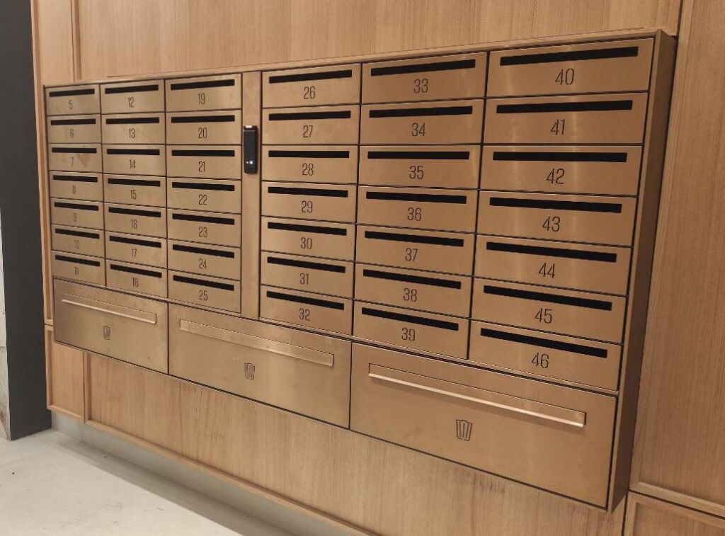 Топ-5 трендов использования декоративных металлов в интерьерах 2026