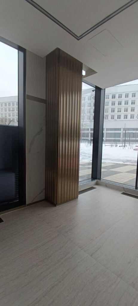 Топ-5 трендов использования декоративных металлов в интерьерах 2026